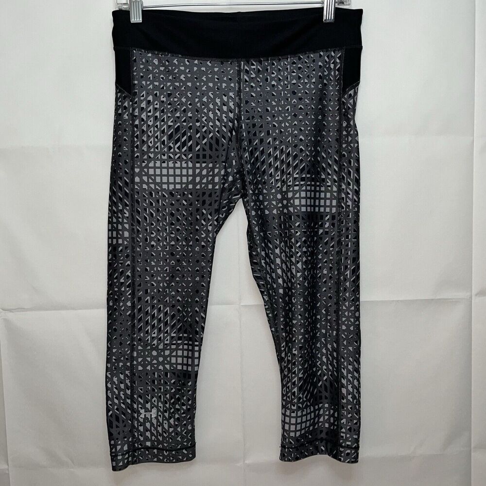 Under Armour Compression Heat Gear Leggings Capri Women Size Large Gray black